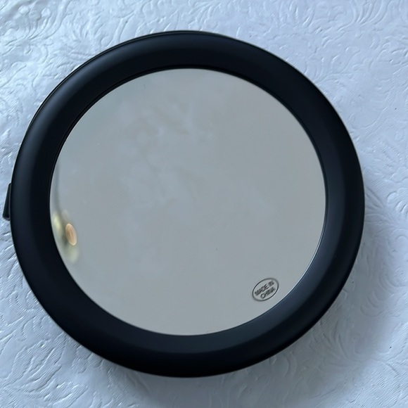 Joy Mangano Hook Mirror- 1x and 5x Magnification - Picture 2 of 4